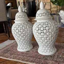Beautiful White Home Decorations/ Vases
