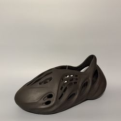 Yeezy Foam Runner “Onyx” Size9 Men