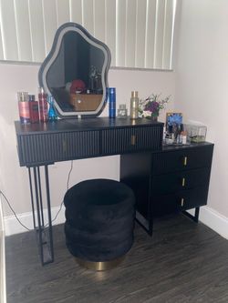 Black Vanity Desk with LED Mirror and Stool