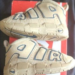 Nike Air More Uptempo