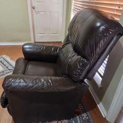 Leather Lazyboy recliner