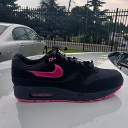 Brand New And Original Men's Nike Air Max's 1 Sneakers Sizes 10.5, And 12