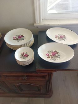 Vintage Floral pattern dishware