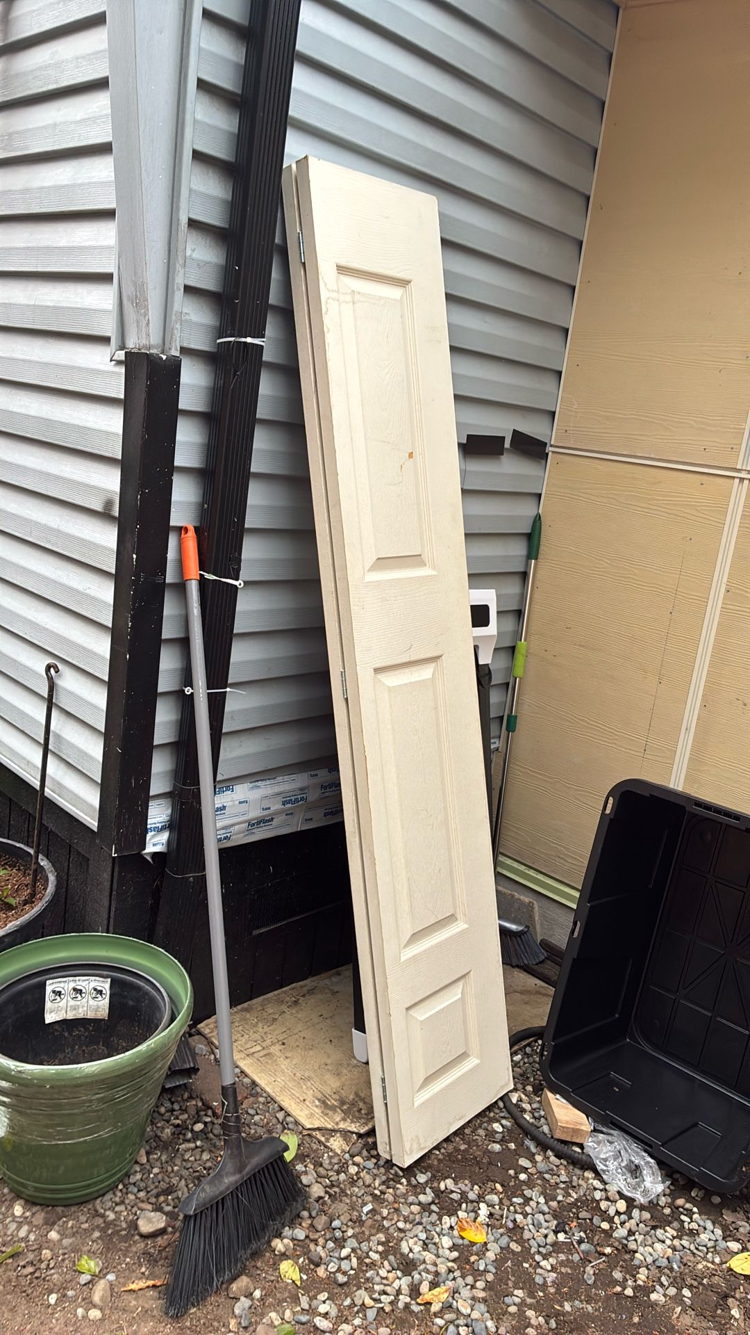 Clóset Bifold Door