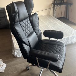 Black Office Chair