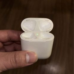 2nd Gen AirPod Charging Case