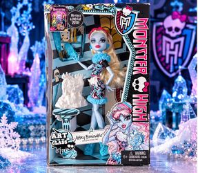 Monster High Abbey Bominable Art Class Doll