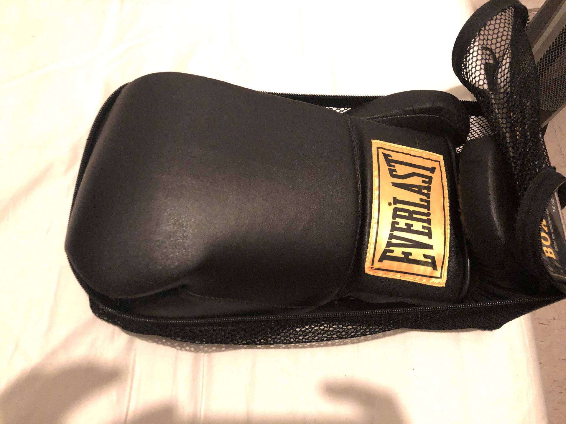 14 oz Durahide Everlasting boxing gloves