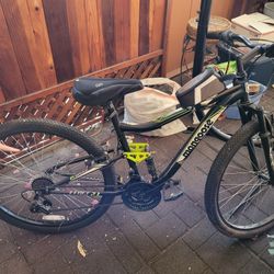 Mongoose 21 Speed Shock Absorbed Bicycle 