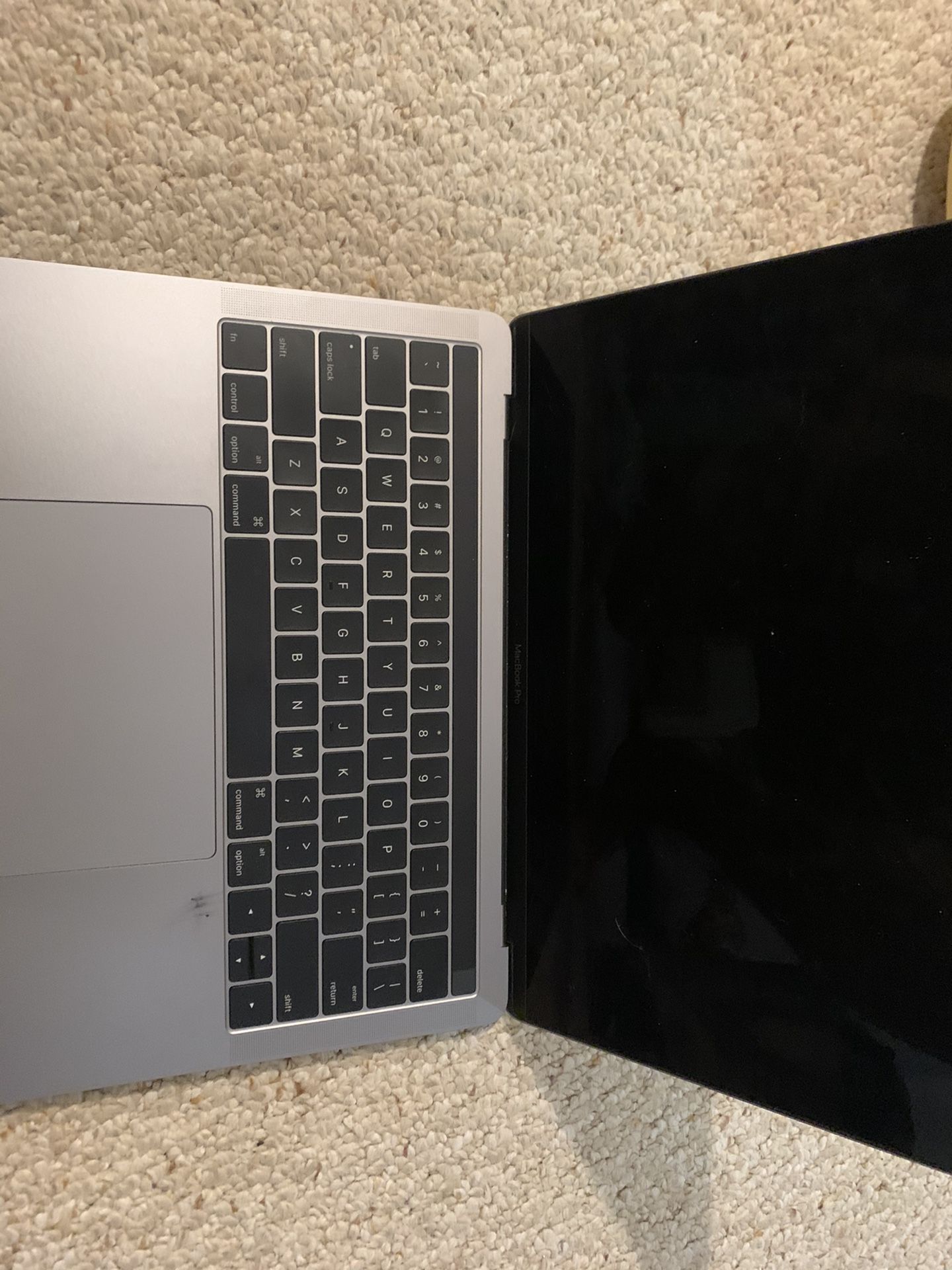 MacBook Pro 2016 Touch Bar 13 inch