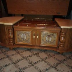 Coffee Table,  Beautiful Wood And Formica Top. Stain Glass Design  on Doors.