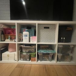 8 Cube Storage TV Unit/Bookshelf