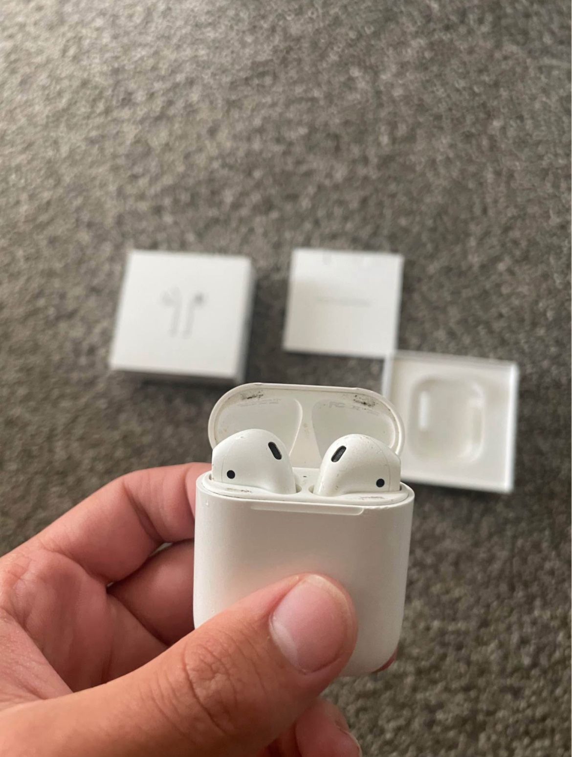 Used Apple Headphones Airpods