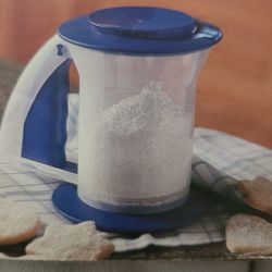 Sift N' Style Sifter