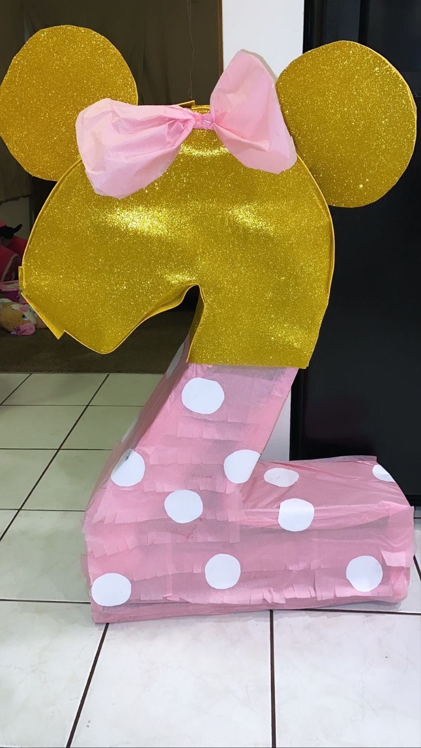 Minnie Mouse pink and gold Piñata and balloon