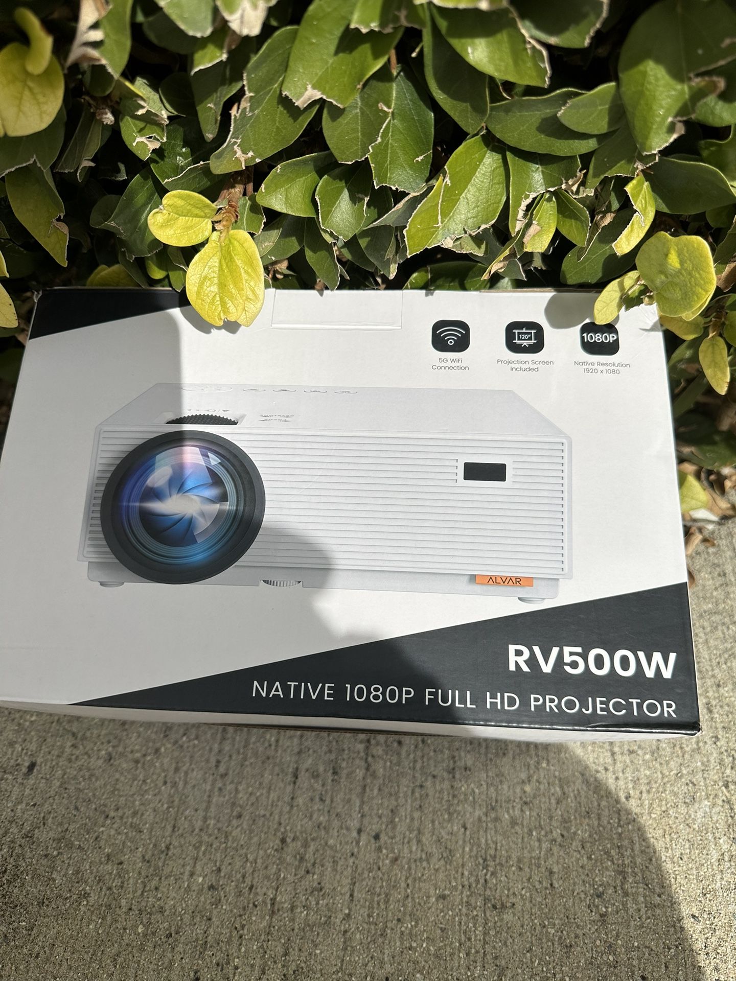 RV500W HD 1080p Bluetooth Wi Fi Projector Review