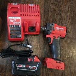 Milwaukee M18 Cordless 1/2impact Drill Mid Torque Car Truck Repair