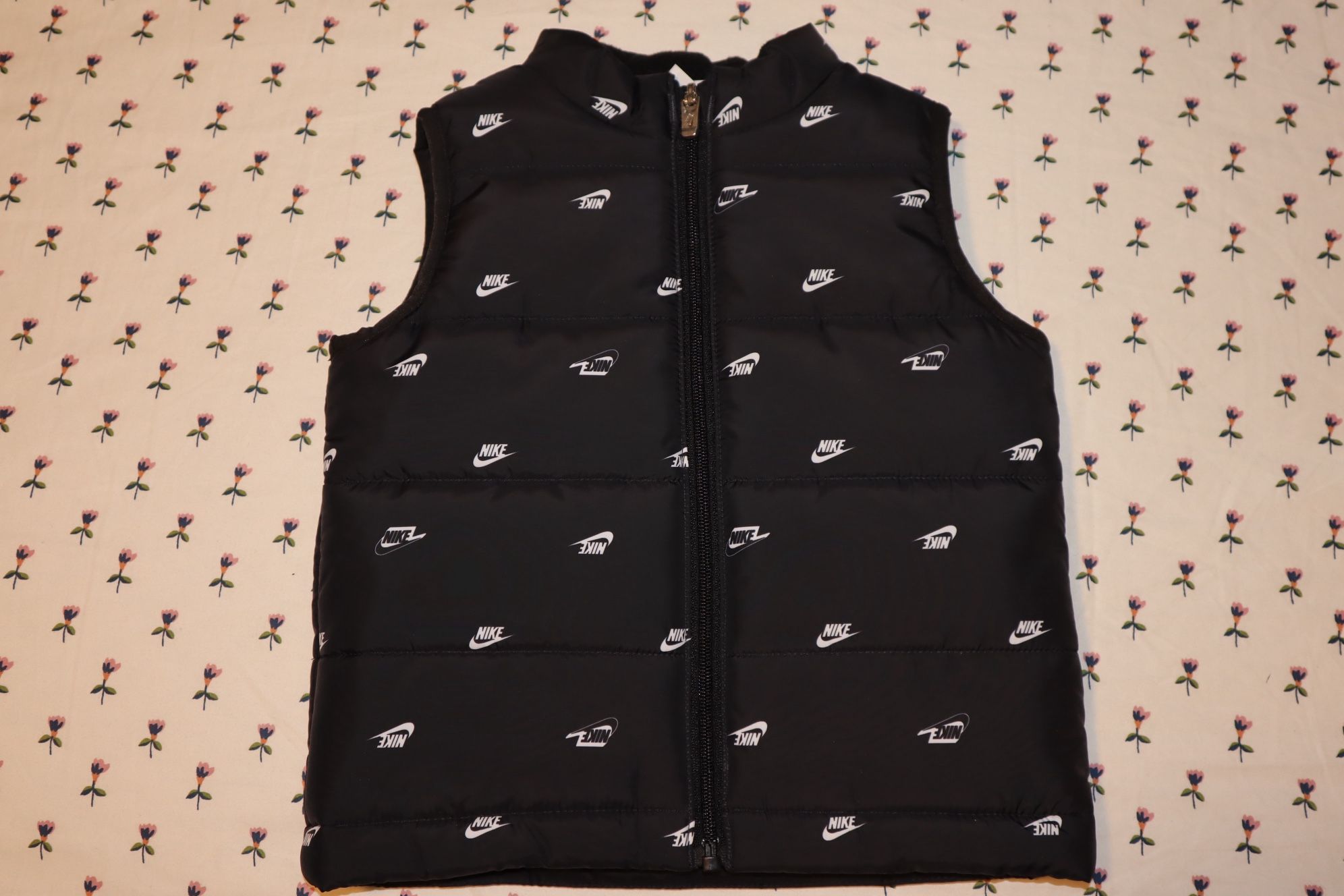 Nike vest