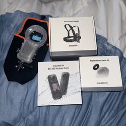 Insta 360 8k + Combo +