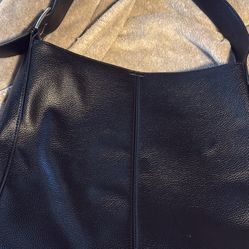 Black Lg Handbag 