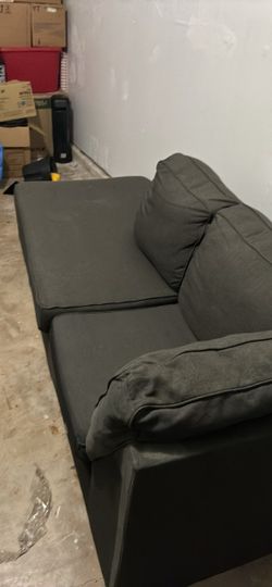 Free couch must pick up