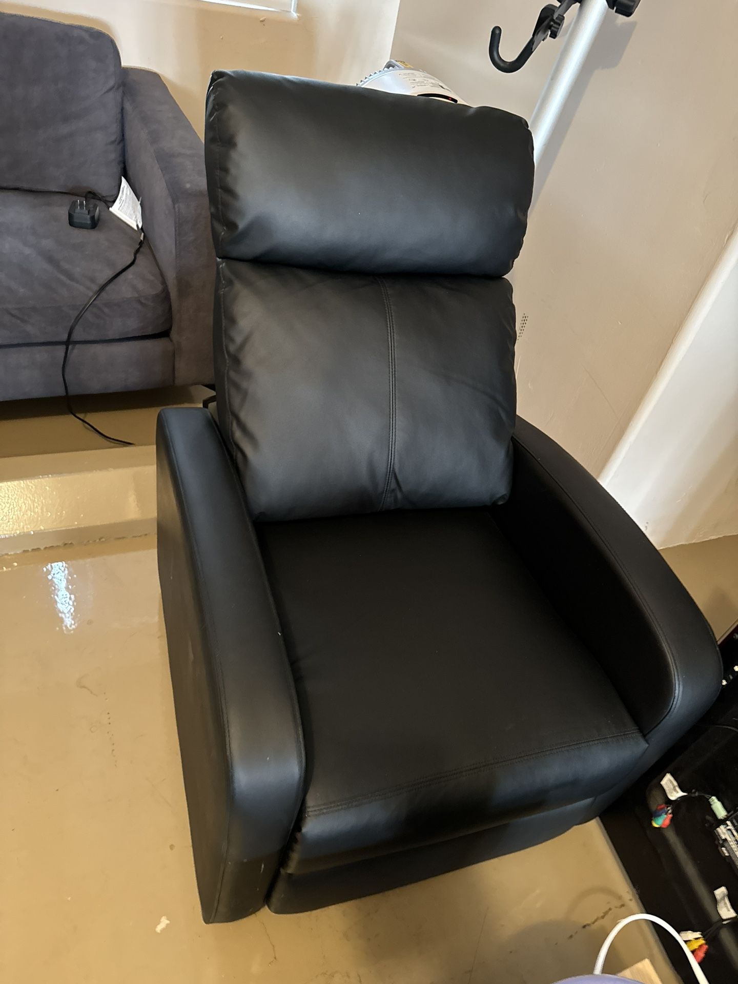 Recliner Chair