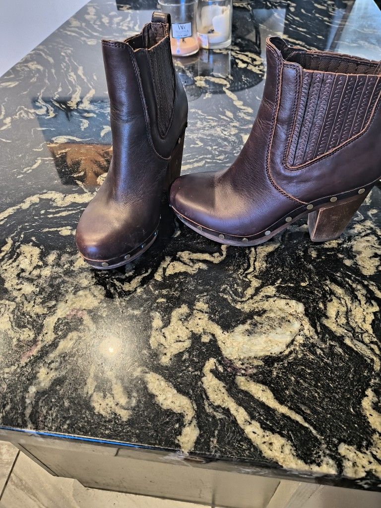 Women's Boots