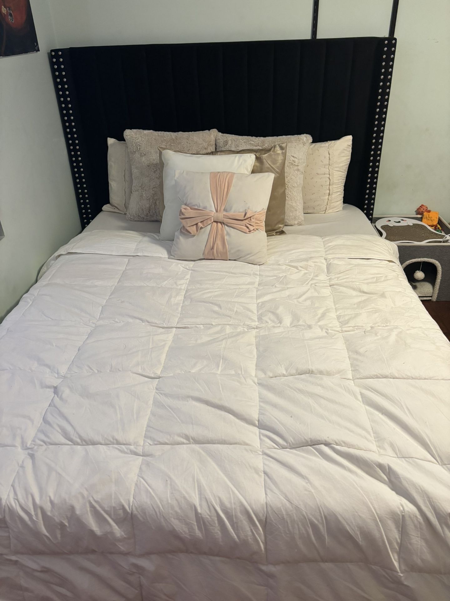 Queen Bed Frame Black 