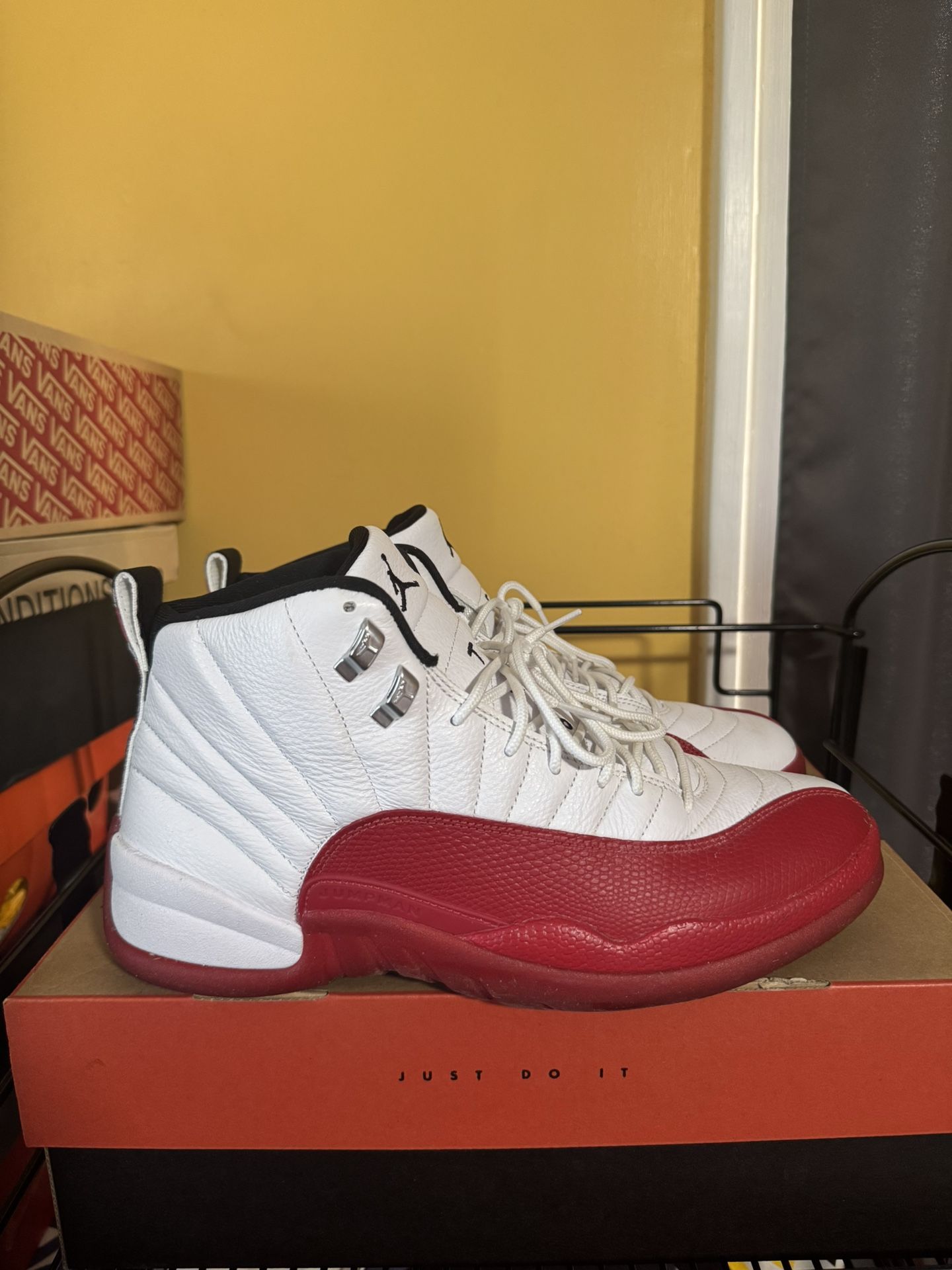 Nike Jordan Retro 12 Cherry 🍒