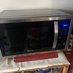 Magic Chef Microwave 
