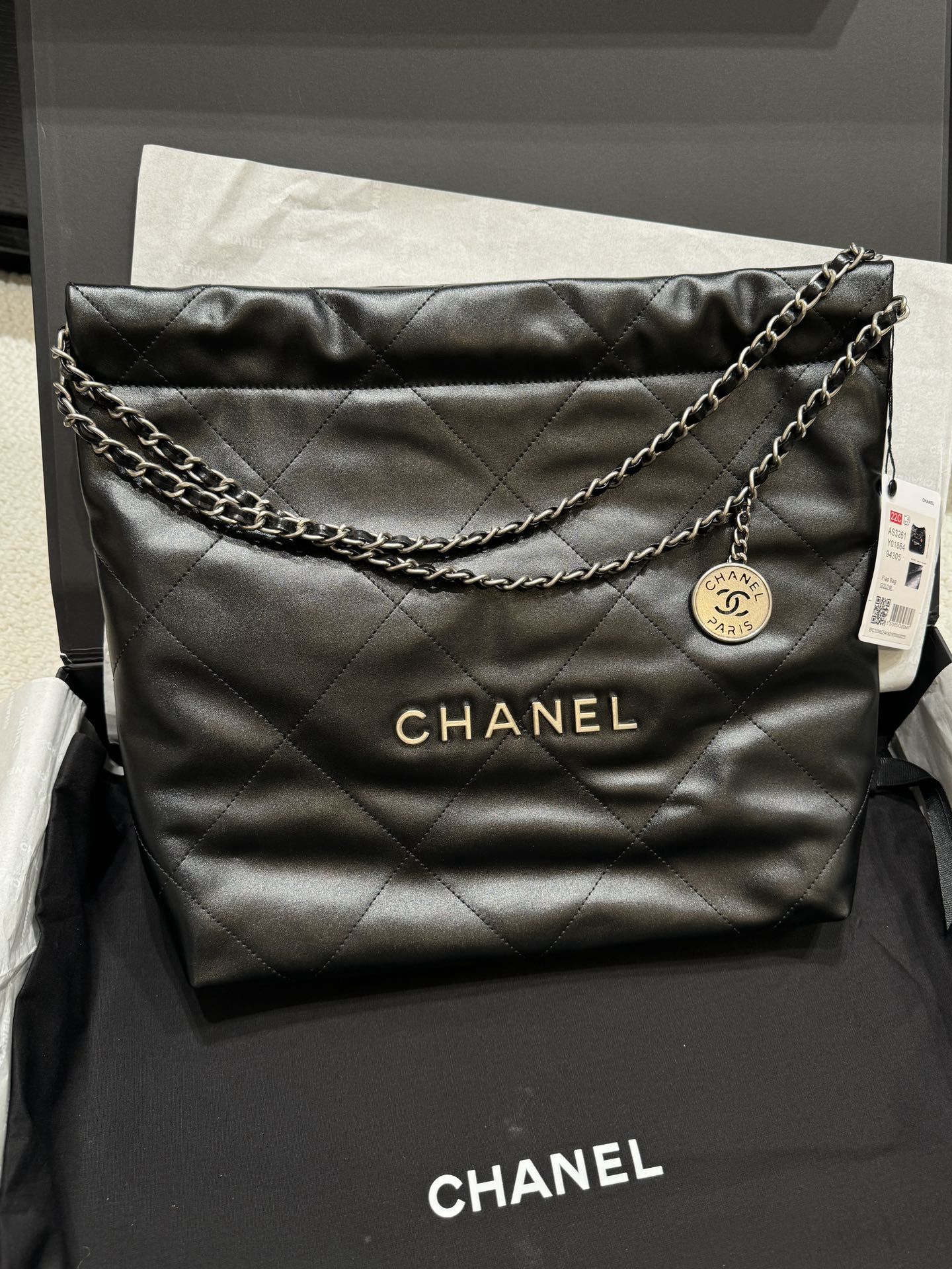 𝐂𝐡𝐚𝐧𝐞𝐥 garbage bag