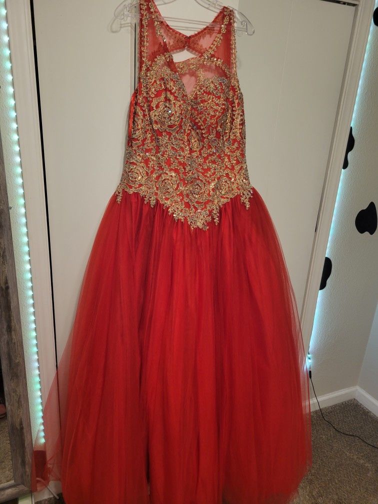Quinceañera Dress/ 15th Dress