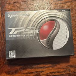 Taylor Made TP5x Golf Balls