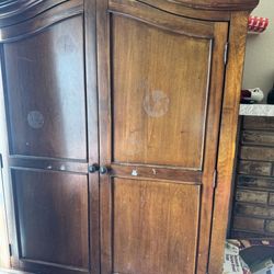 Armoire