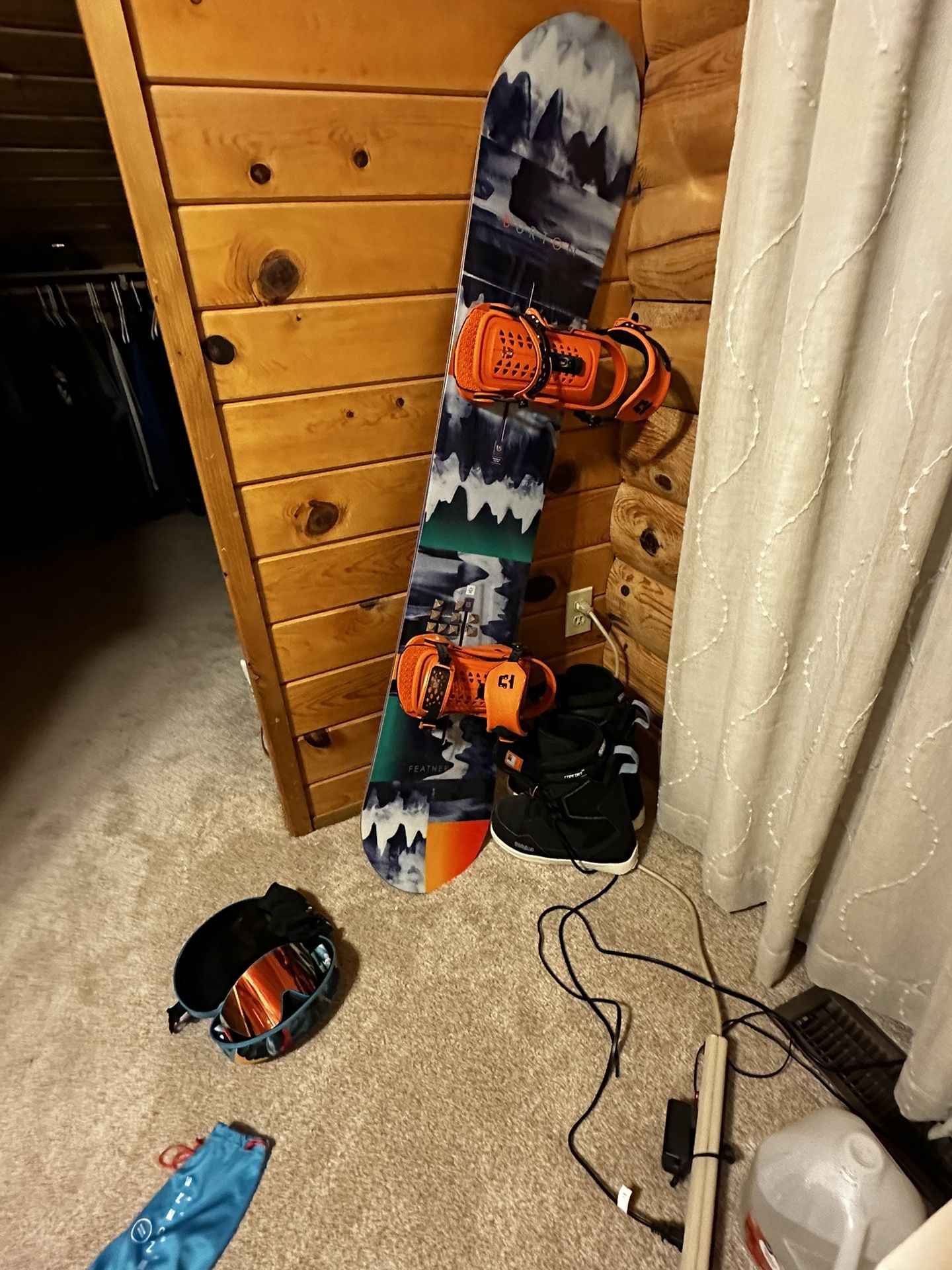 Burton Snowboard 149 With Union Force Bindings. 