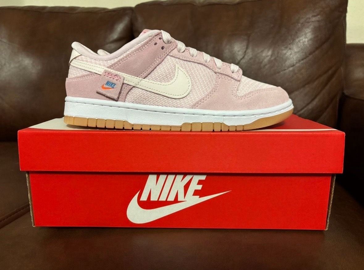 New in Box • Women’s Nike Dunk Low SE Teddy Bear