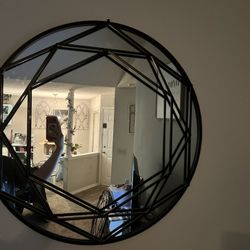 Black steel mirrors 