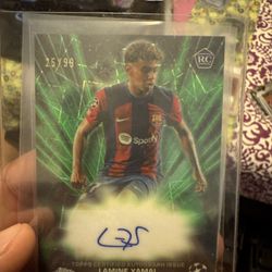 Lamine Yamal Green Lazer Auto /99 (very Desired)