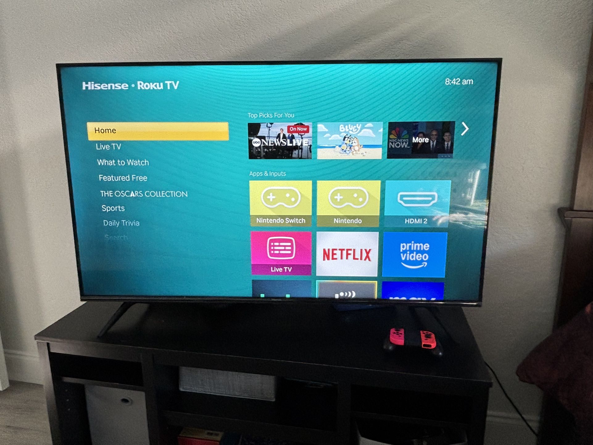 Hisense Roku 50” TV