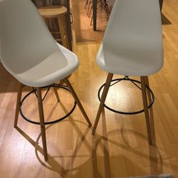 Bar Chairs 28’
