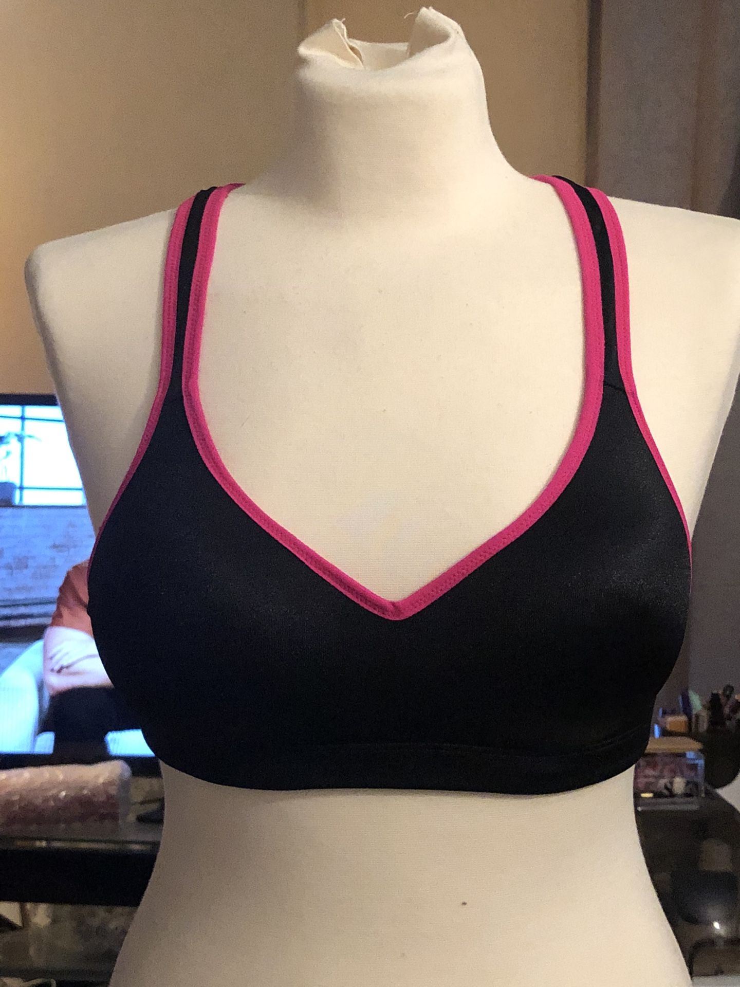 Push-Up Sports Bra Size M