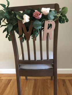 Mr & Mrs chair Decoration (Removable Flowers) 