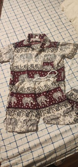 Thai-style elephant print short-sleeve button-up shirt with matching pant Kids Size Small/Medium