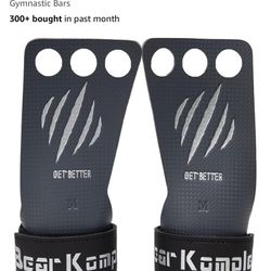 New Bear Komplex 3 holes workout grip Size S