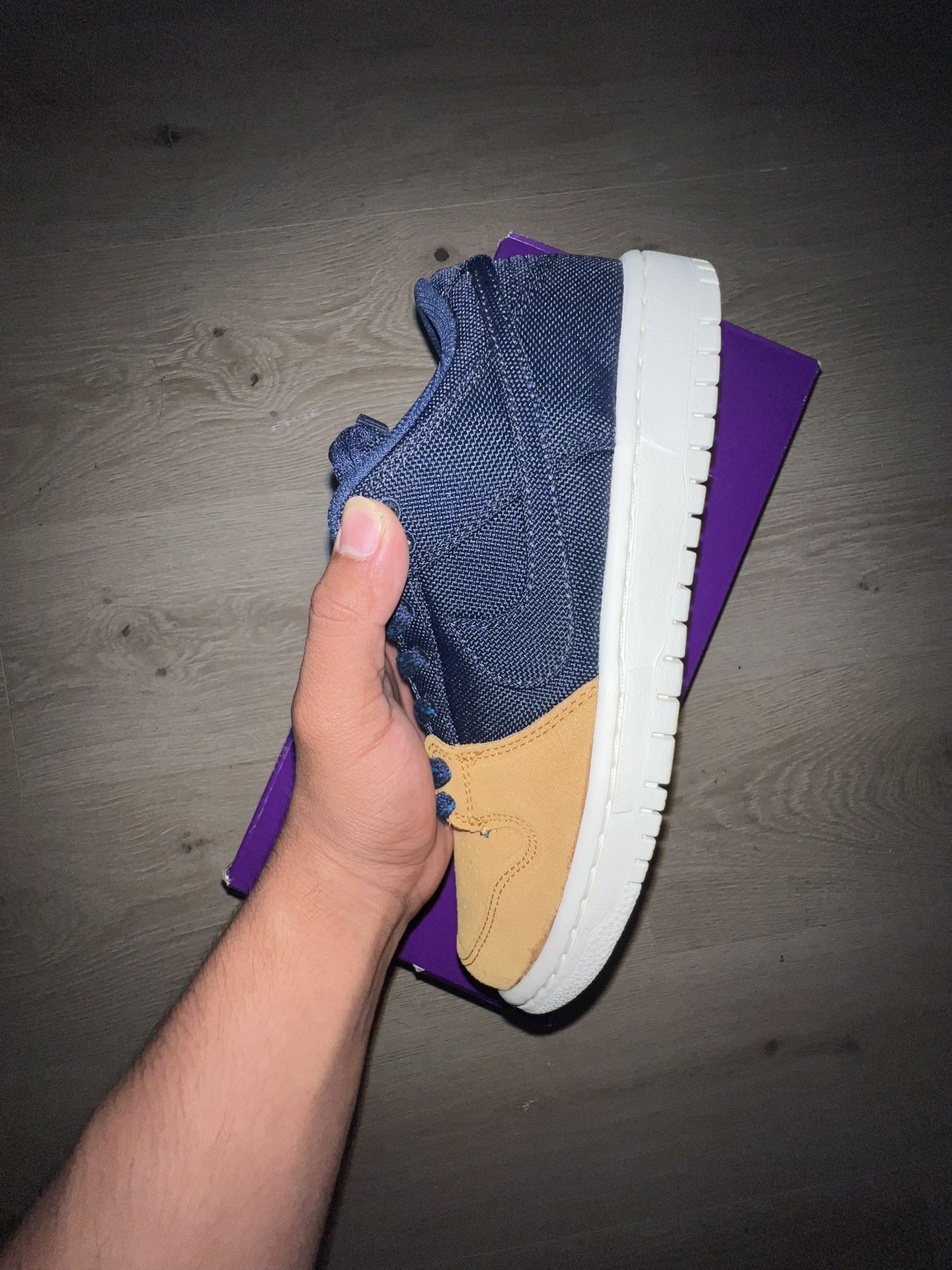 Nike SB Dunk Low Pro PRM “90s Backpack”