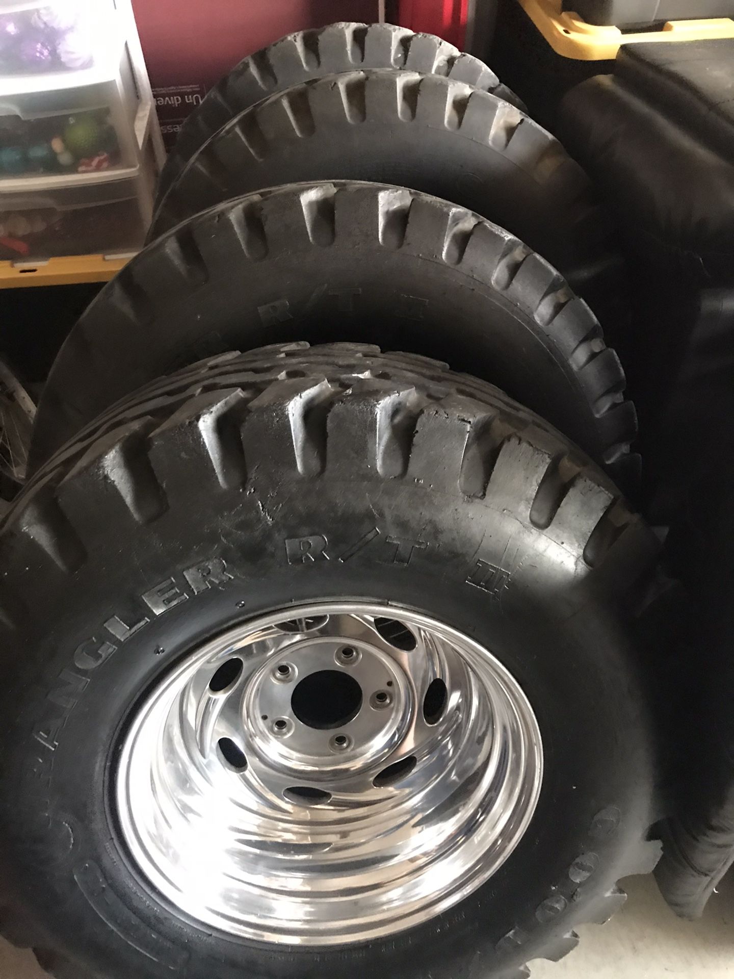 Weld Typhoons 16.5 X 12