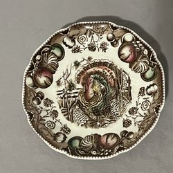 Vintage Johnson Bros Dinnerware In “His Majesty” Pattern Made In England 5-5/8”