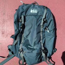 REI Trail 25 Backpack 