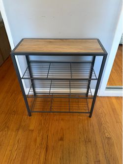 Trinity shoe rack