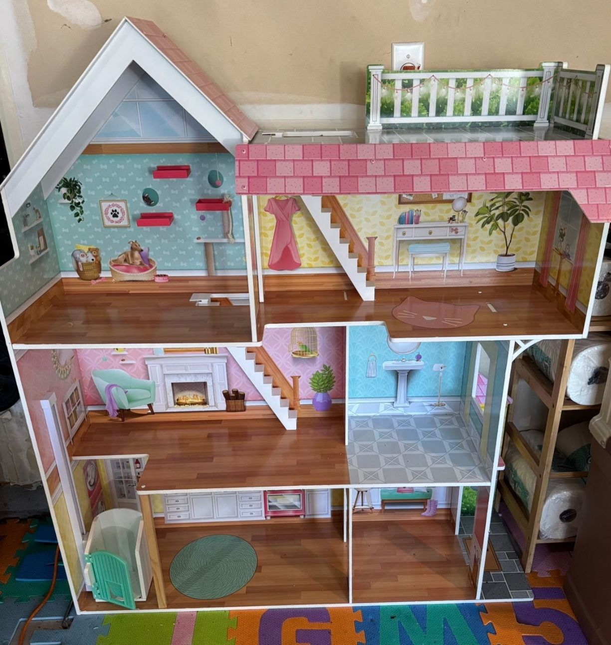 Kitcraft Dollhouse